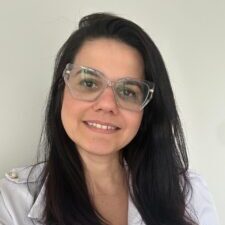 Christiane Espírito Santo headshot Christiane Espírito Santo headshot